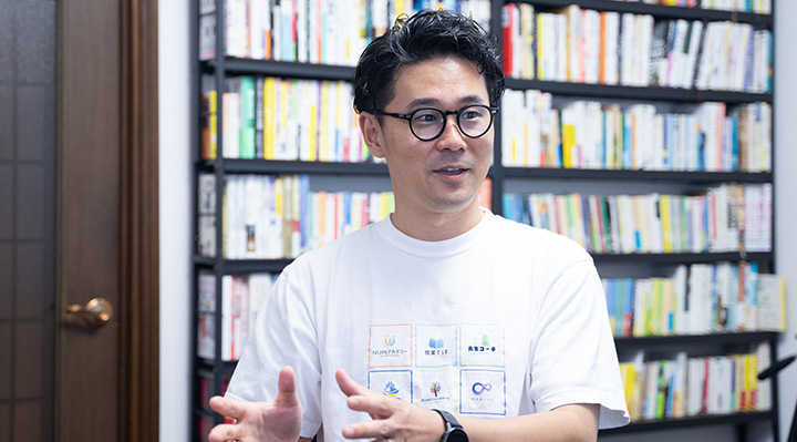 株式会社NIJIN　星野 達郎 氏