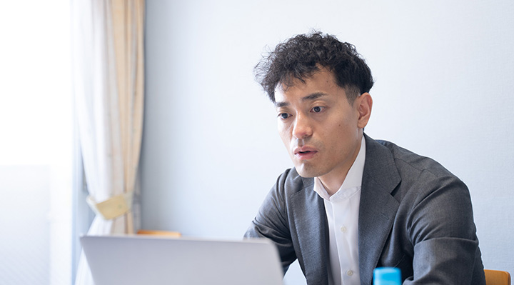 株式会社RIGHTHAND　菅原右敦 氏